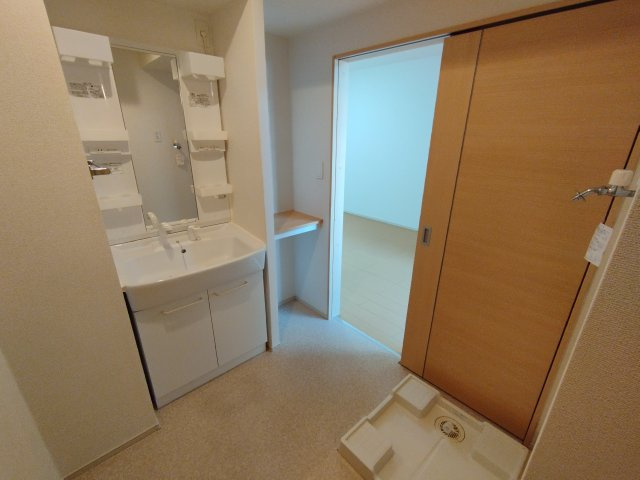 デフィー川原Ａの洗面所