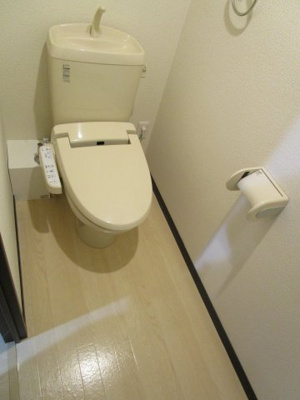 【トイレ】 | イーストウィングトビス