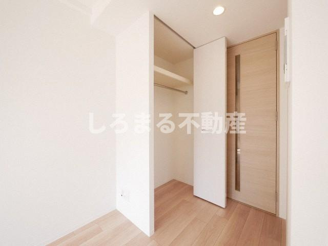 エスリード大阪上本町ブランシュの収納