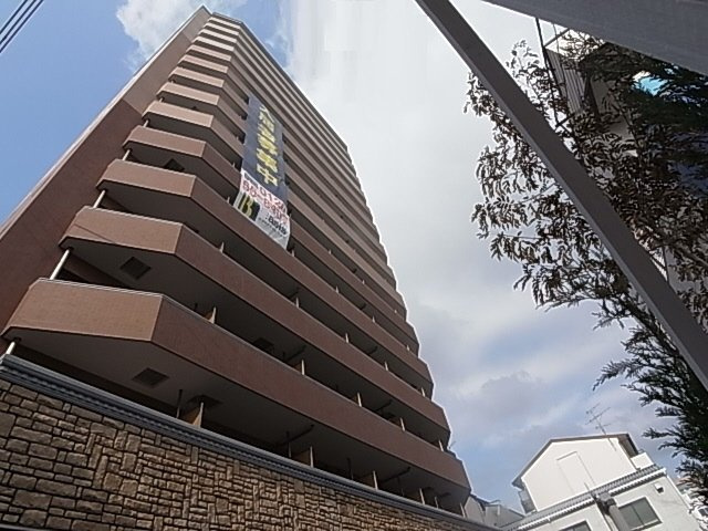 神戸市兵庫区三川口町１丁目の賃貸マンションの外観