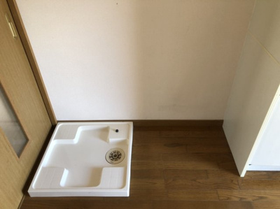 【設備】 | ヴィラージュA | 洗濯機置場