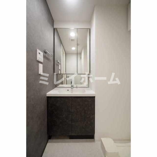 グランカーサ蒲田ウエストの独立洗面台