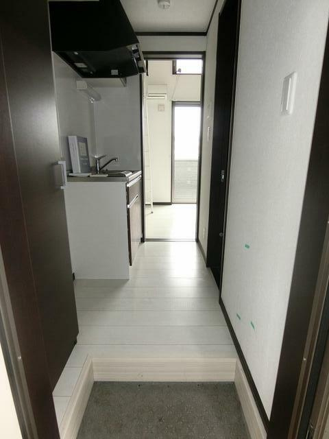 川崎市高津区下作延６丁目のアパートの玄関