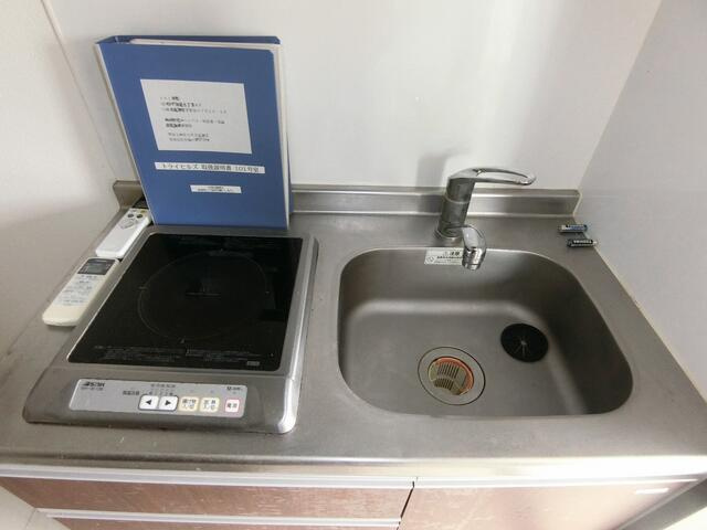 川崎市高津区下作延６丁目のアパートのキッチン
