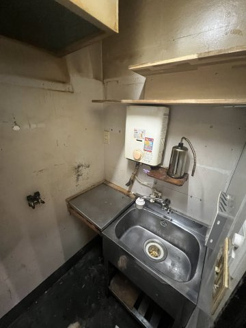 UBI黒崎ビル3F-Dのキッチン