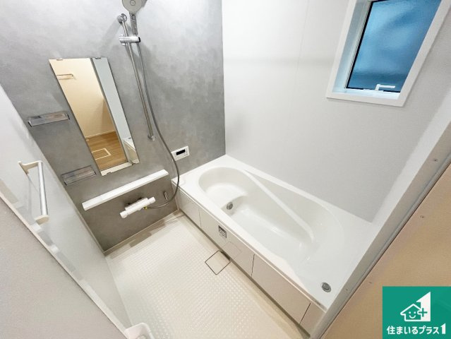 明石市大久保町山手台　第24-2期　新築一戸建ての前面道路含む現地写真|周辺は落ち着いた街並みの住宅地！子育てがしやすい住環境です！まだ未完成ですが、現地でしかわからない事もございます。是非一度ご覧ください。