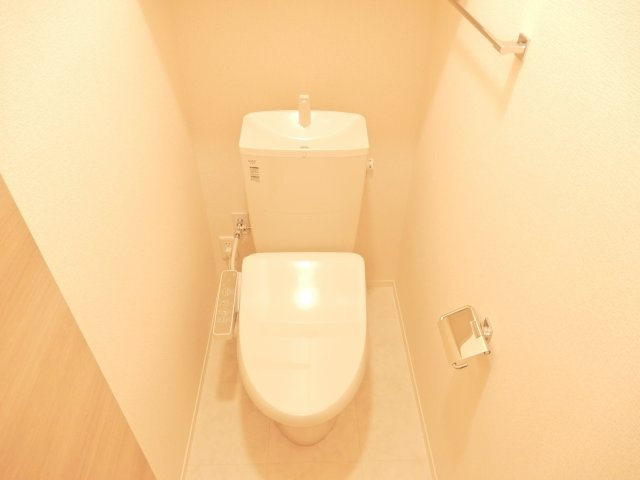 ソシュールのトイレ