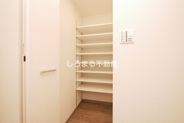 サンセール上本町の収納