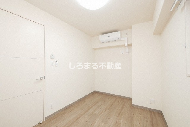 サンセール上本町の洋室