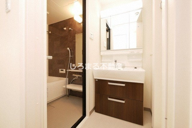 サンセール上本町の洗面所