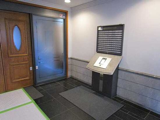 【エントランス】