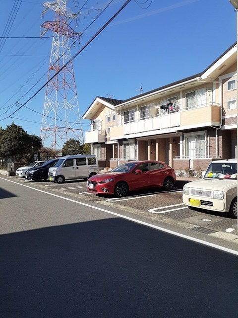 トーラスAの駐車場