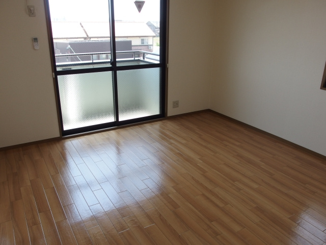 ハイカムール北浦の居間・リビング