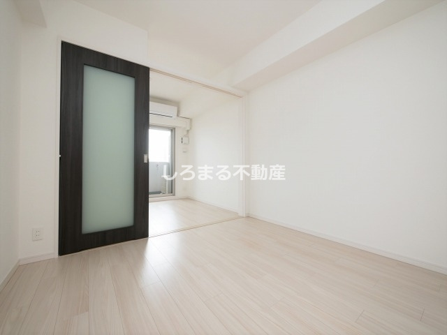 レオンコンフォート九条ガレリアの居間・リビング