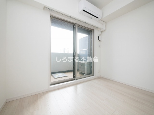 レオンコンフォート九条ガレリアの洋室