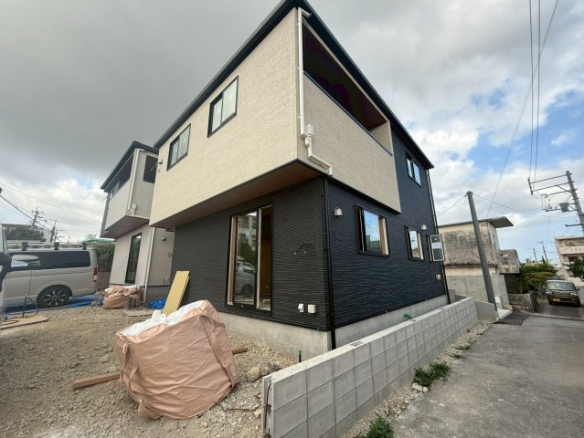 ♪♪八重瀬町東風平Ⅲ-1号棟（全2邸）