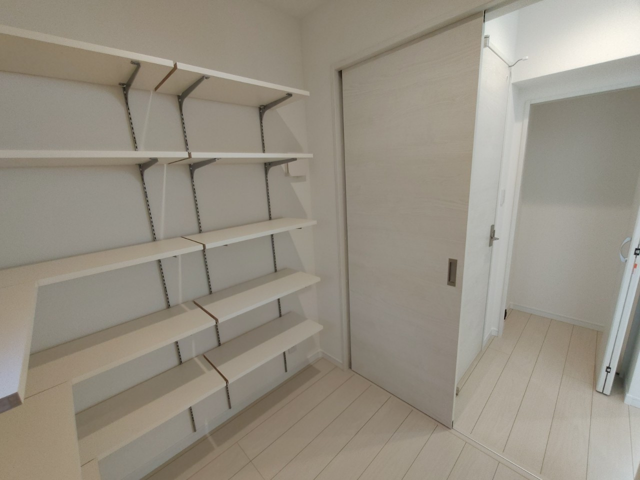 ♪♪八重瀬町東風平Ⅲ-1号棟（全2邸）の収納|※参考写真※