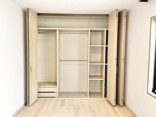 枚方市東船橋2丁目　中古一戸建ての収納|収納スペース豊富です