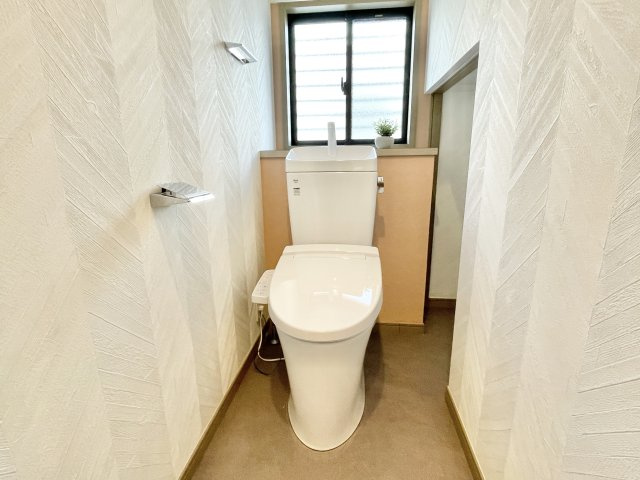 枚方市東船橋2丁目　中古一戸建てのトイレ|シンプルで使いやすいトイレです