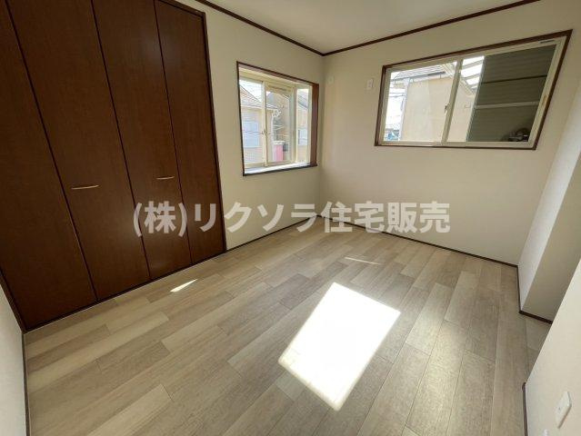 伊加賀西町　中古一戸建ての子供部屋|洋室6.0帖
■物件内覧・資金計画相談・住宅ローン相談、リフォーム相談、お問合せ受付中■
※当日・翌日のご内覧、ご相談はお電話でのお問合せがスムーズです！