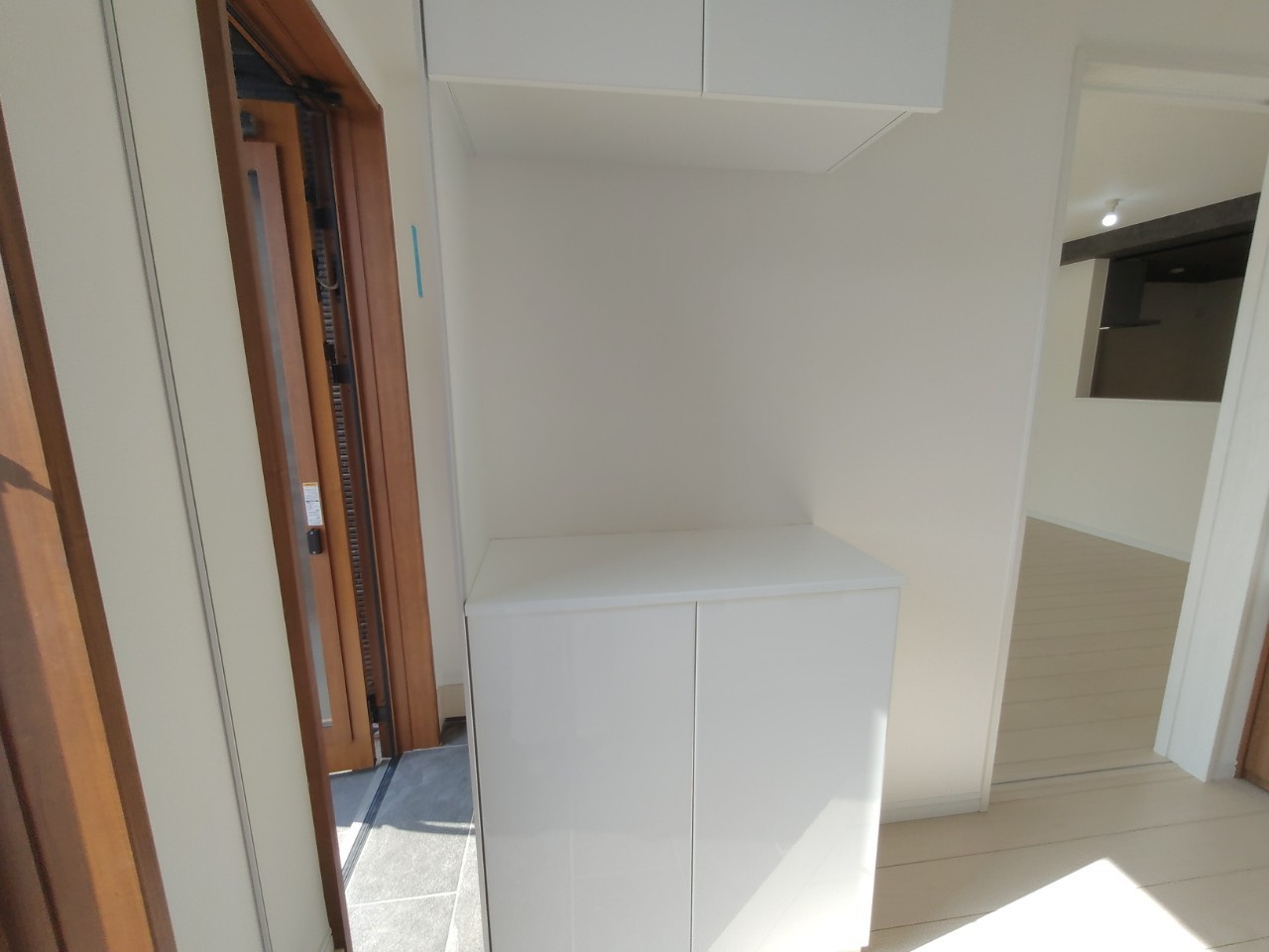 ♪♪八重瀬町東風平Ⅲ-2号棟（全2邸）の玄関|※参考写真※