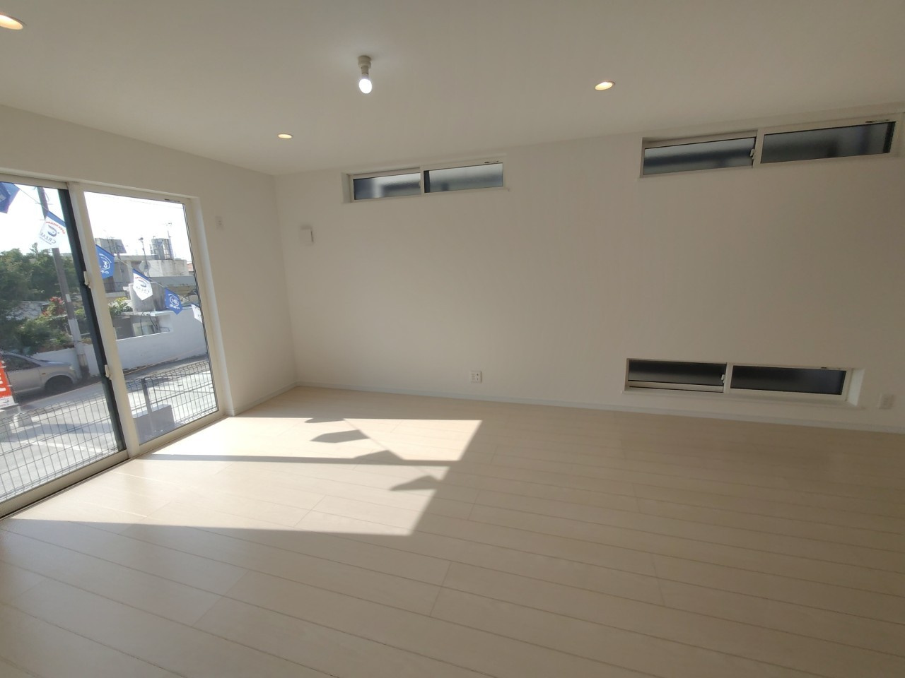 ♪♪八重瀬町東風平Ⅲ-2号棟（全2邸）の居間・リビング|※参考写真※