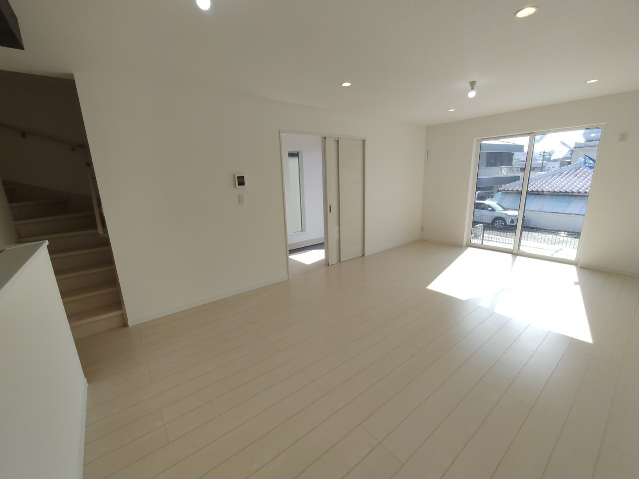 ♪♪八重瀬町東風平Ⅲ-2号棟（全2邸）の居間・リビング|※参考写真※