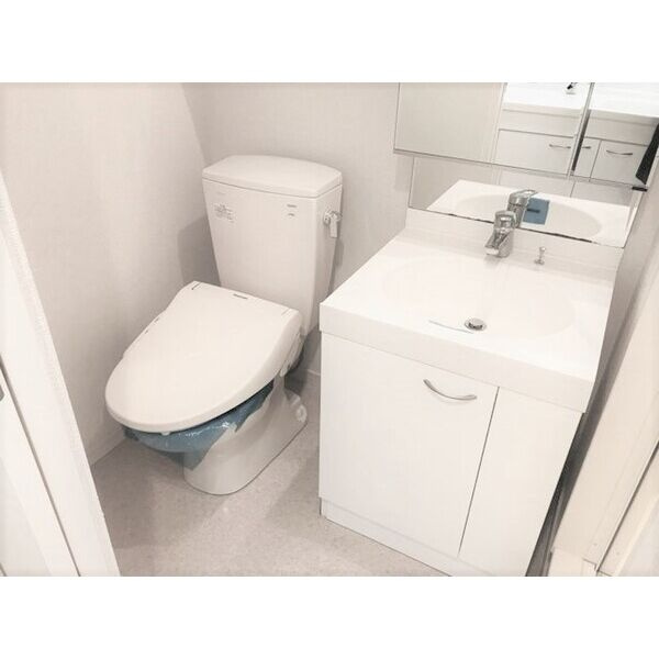 ペルカルロ白龍町　名古屋市賃貸　仲介手数料無料のトイレ