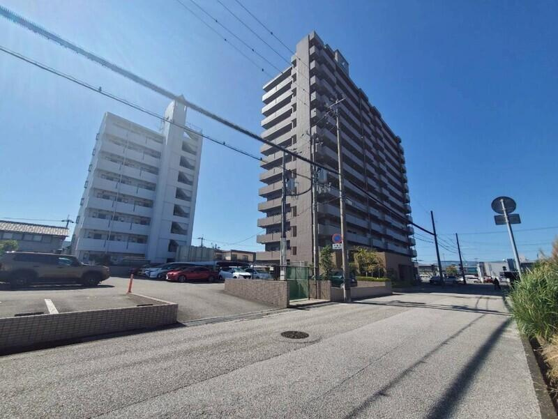 サーパス新田の外観