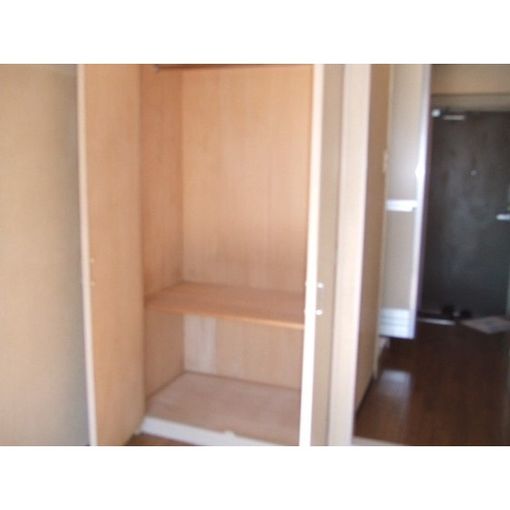 メゾンクレハ南台の収納