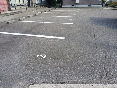 【駐車場】 | ガーデンハイツ