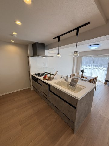 【キッチン】千葉ガーデンタウンＣ棟 