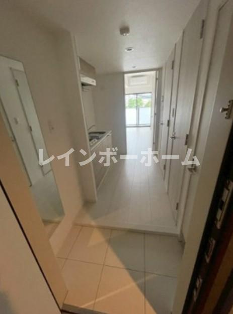 MAXIV CROSお花茶屋の玄関