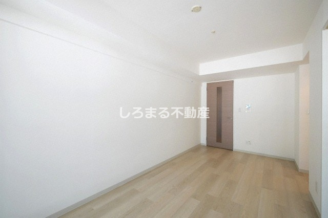 レジディア心斎橋ウエストの居間・リビング