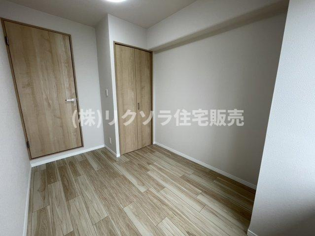 香里ケ丘ガーデンハイツの洋室|洋室4.0帖
■物件内覧・資金計画相談・住宅ローン相談、リフォーム相談、お問合せ受付中■
※当日・翌日のご内覧、ご相談はお電話でのお問合せがスムーズです！
