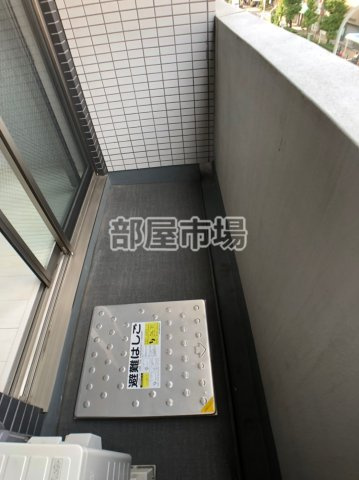 グランスタイル浅草のバルコニー