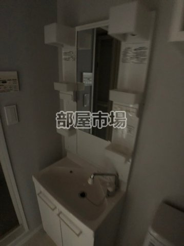 グランスタイル浅草の洗面所