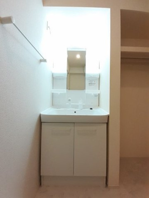 【洗面所】 | アルカーサⅡ | 使いやすい洗面所です