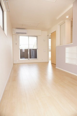 【居間・リビング】 | アルカーサⅡ | 使いやすいリビングです