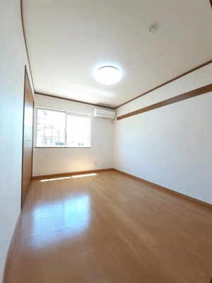 【内装】 | サンシティー国府Ａ | 内装は落ち着いています