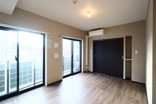 フルセイル品川の居間・リビング