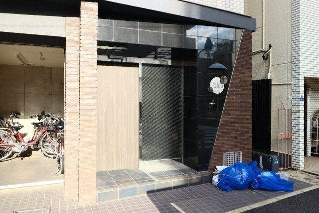 フルセイル品川のエントランス