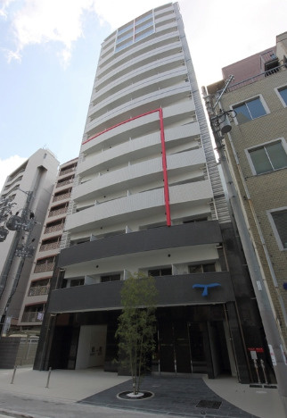 APRILE南森町の外観