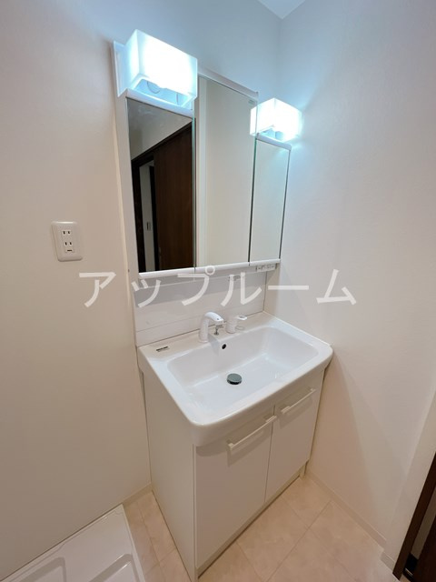 オプティマル勝川の洗面所