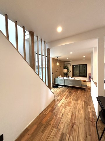 千石4丁目戸建の内装