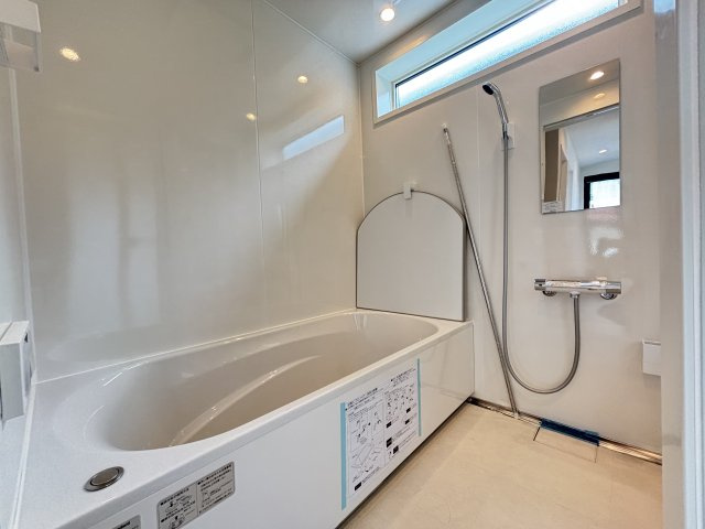 千石4丁目戸建の浴室|2階