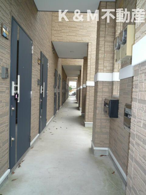 ヴァーグ弐番館のエントランス|落ち着いたエントランスです