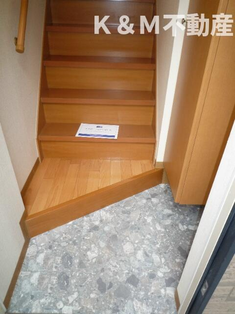 ヴァーグ弐番館の玄関|落ち着いた玄関です