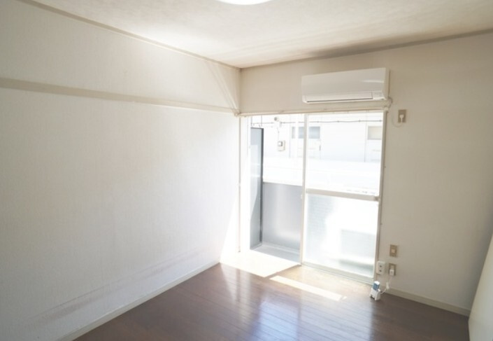 リードメゾンⅤの居間・リビング