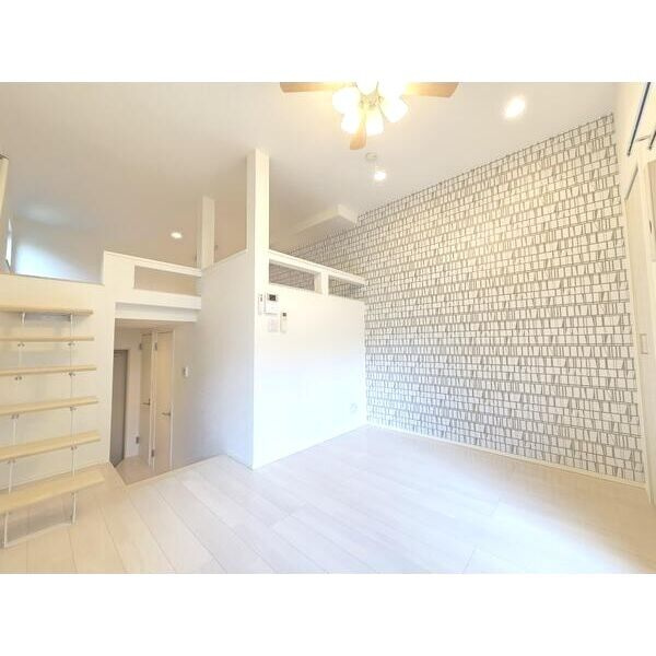 アーバンコート堀田　名古屋市賃貸　仲介手数料無料の居間・リビング